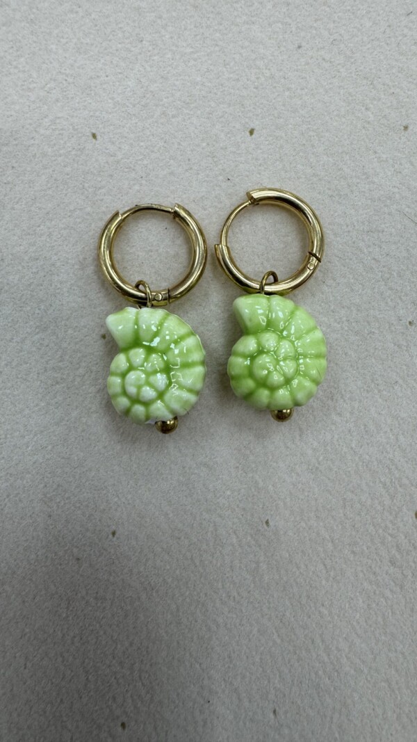 PENDIENTE CONCHA VERDE