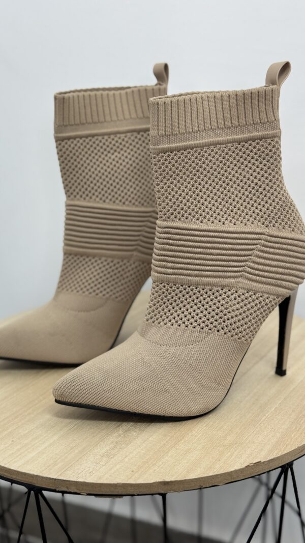 BOTAS CALCETÍN BEIGE
