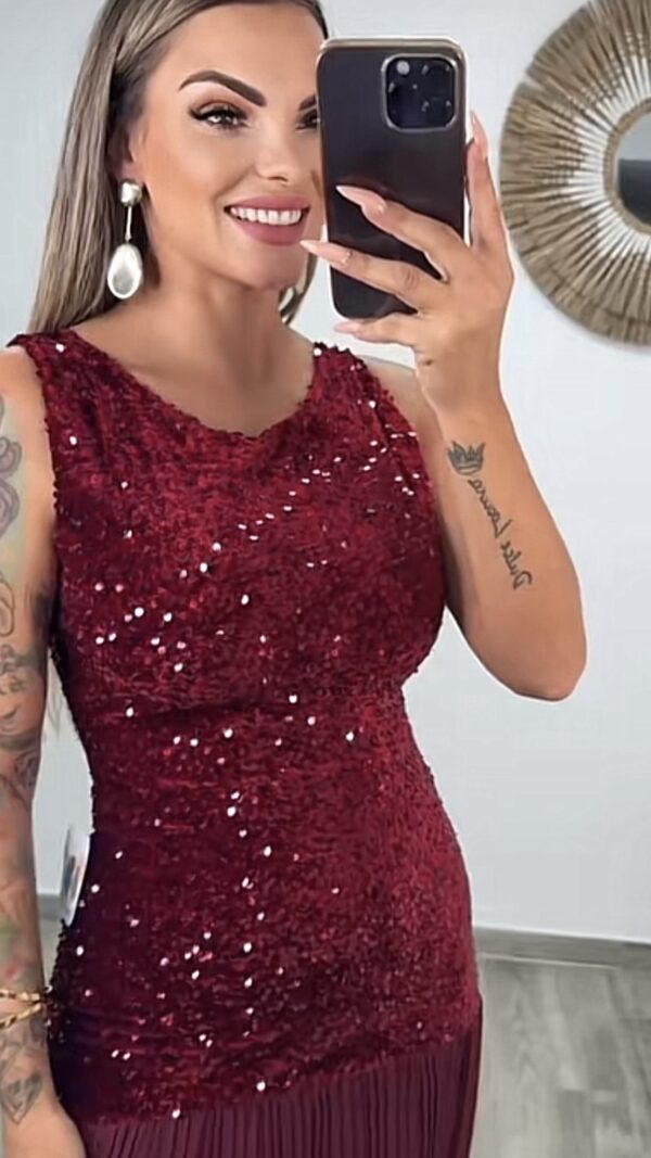 VESTIDO GALA BURDEO