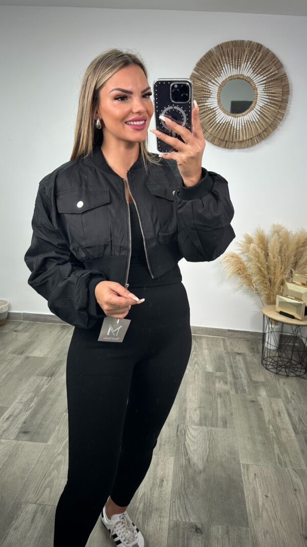 CHAQUETA BOMBER NEGRA