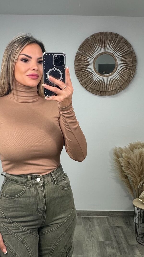 JERSEY CUELLO ALTO CAMEL