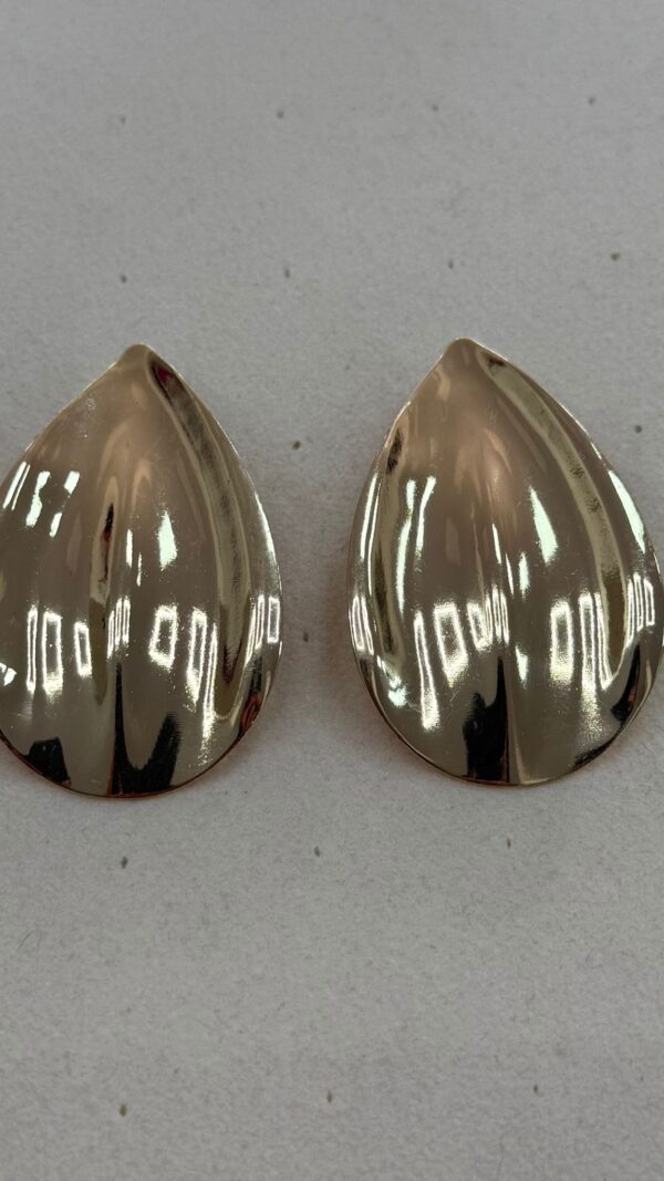 PENDIENTE ISABELLA DORADO