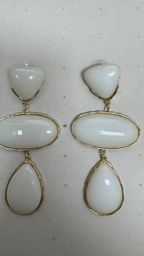 PENDIENTE DIANA BEIGE