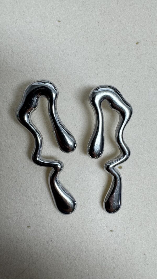 PENDIENTE ATELAI PLATA CHICO