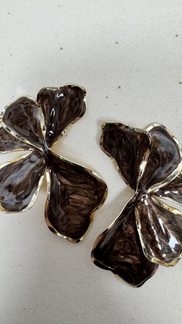 PENDIENTE FLOR CHOCOLATE