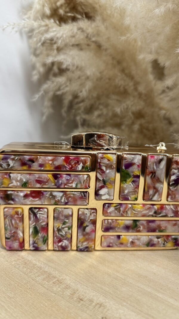 CARTERA AURA DORADA