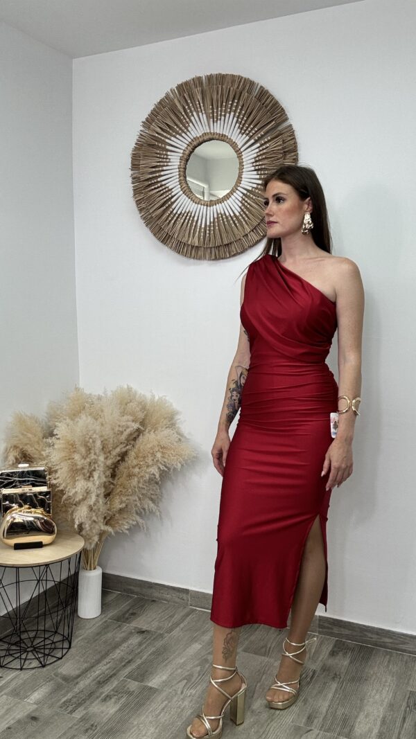 VESTIDO ESMERALDA ROJO SIN MANGA