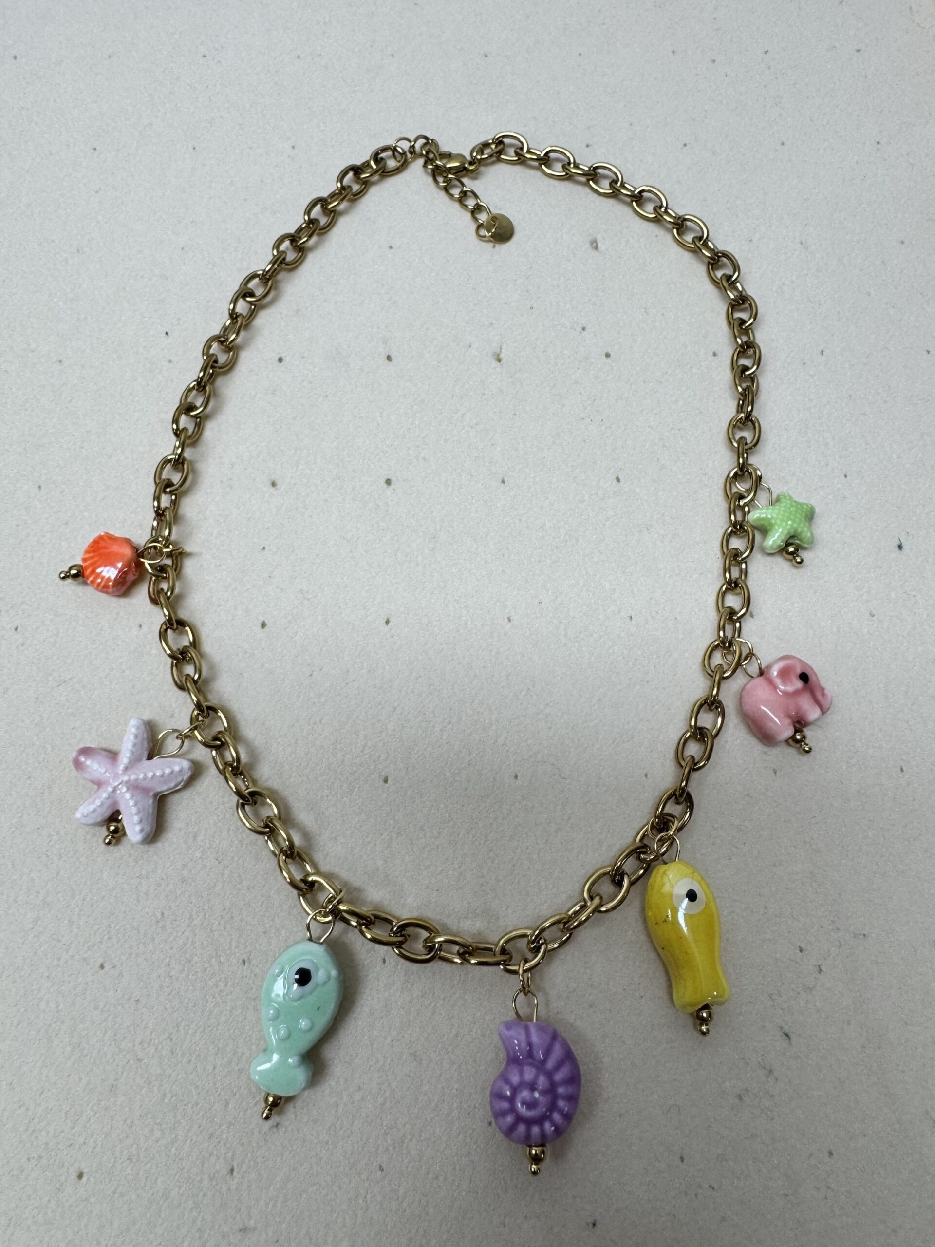 COLLAR PEZ