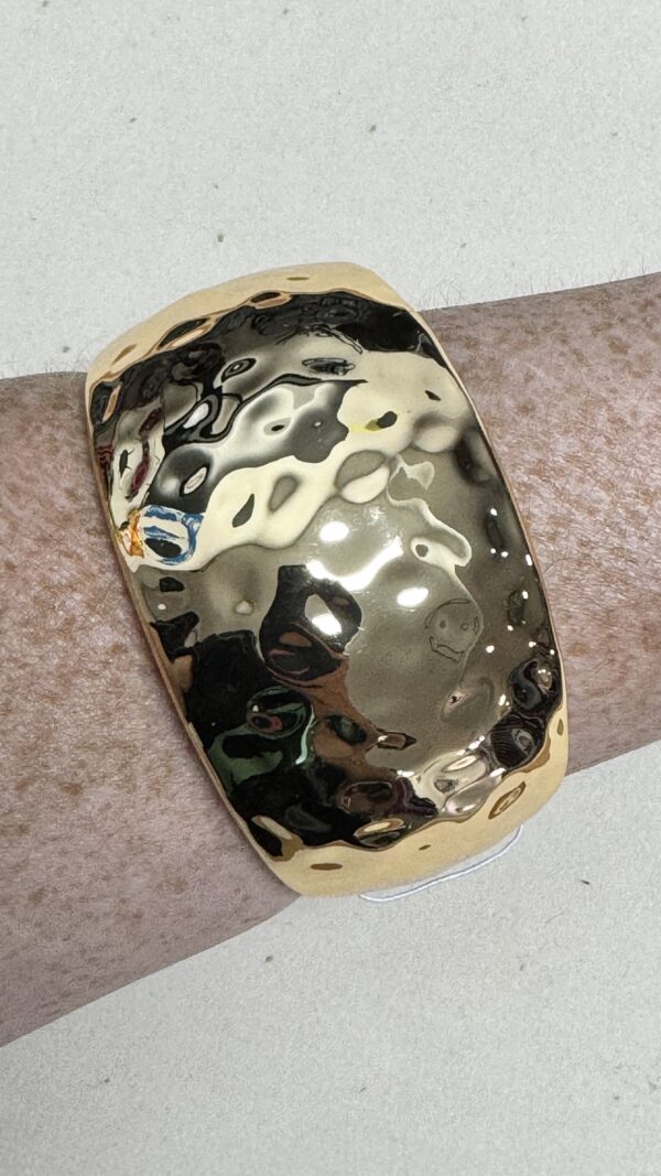 PULSERA DORADA OVALADA